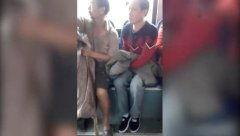 网友爆料拾荒老人视频,网友视频见证人间真情 第1张 网友爆料拾荒老人视频,网友视频见证人间真情 第1张